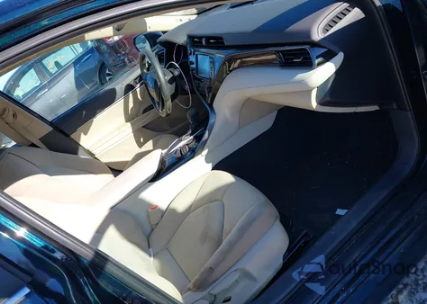 2020 Toyota Camry Le из США, поврежденный, VIN 4T1C11AK9LU918435